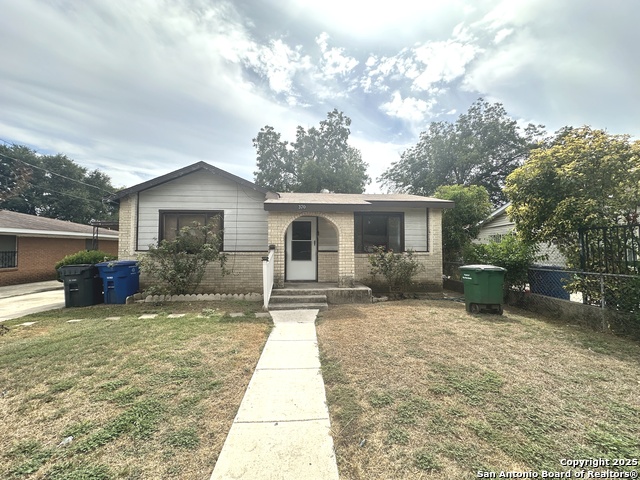 Listing photo id 0 for 370 Sterling