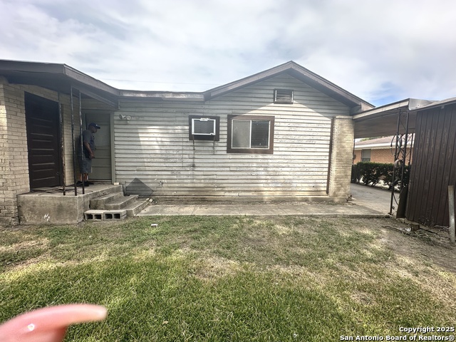 Listing photo id 2 for 370 Sterling