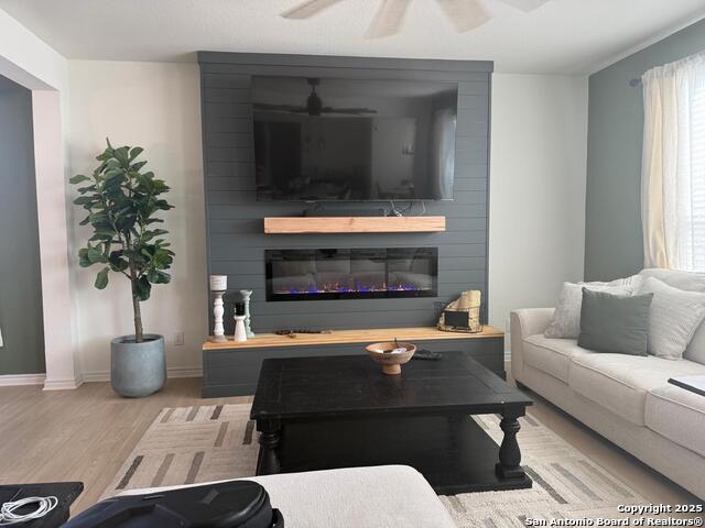 Image 2 of 23 For 9402 Hinterlands