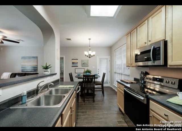 Image 7 of 18 For 6717 Biscay Bay