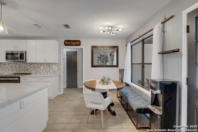 Image 19 of 42 For 2665 Casey Road