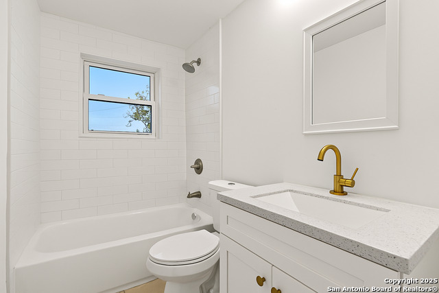 Image 13 of 18 For 9311 Contessa Dr