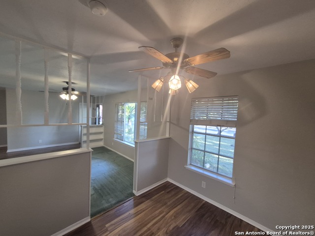 Image 16 of 46 For 205 Maple Dr.