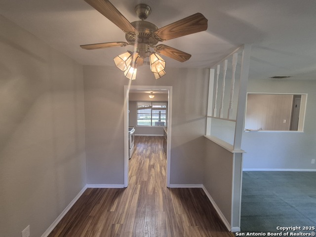 Image 17 of 46 For 205 Maple Dr.