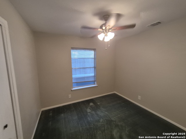 Image 37 of 46 For 205 Maple Dr.