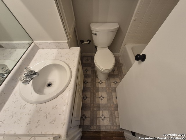 Image 39 of 46 For 205 Maple Dr.