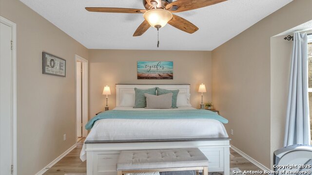Listing photo id 11 for 224 Victoria Point