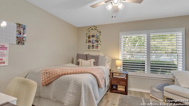 Listing photo id 18 for 224 Victoria Point