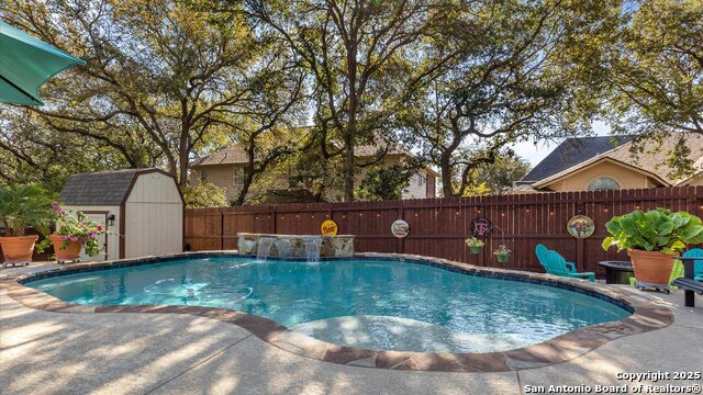 Listing photo id 27 for 224 Victoria Point