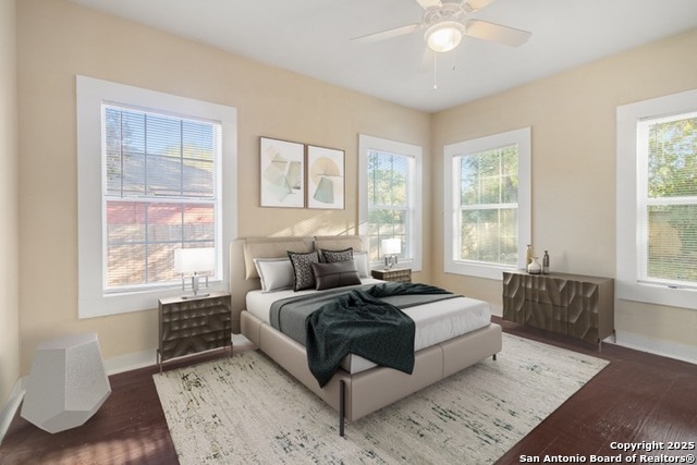 Listing photo id 7 for 2738 Christian