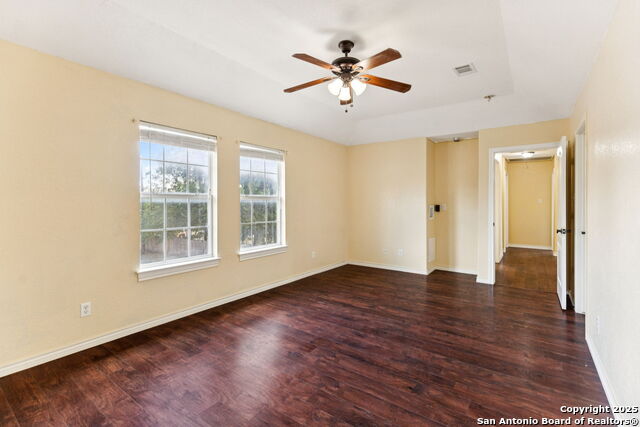 Listing photo id 26 for 2822 Lou St