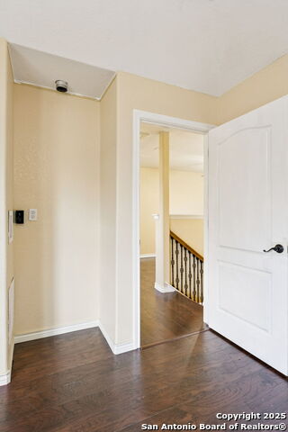 Listing photo id 27 for 2822 Lou St