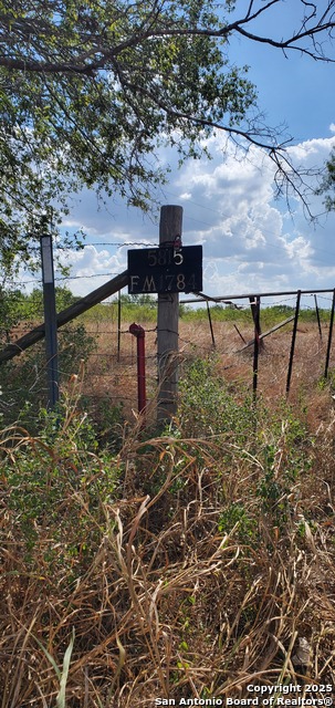 Details for 5815 Fm 1784, Pleasanton, TX 78064