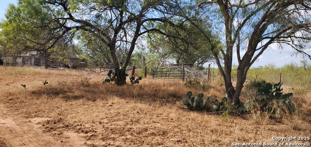 Image 12 of 26 For 5815 Fm 1784