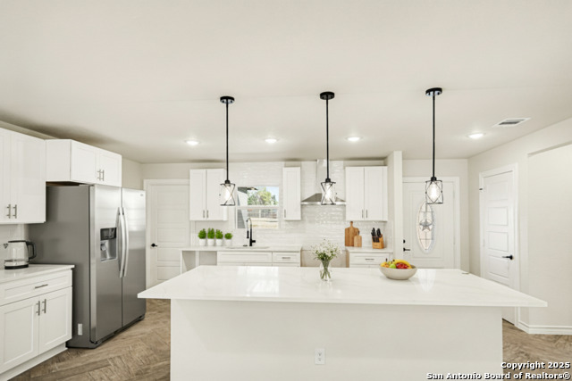 Image 2 of 12 For 246 Sprucewood