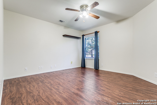 Image 14 of 25 For 14318 Markham Ln