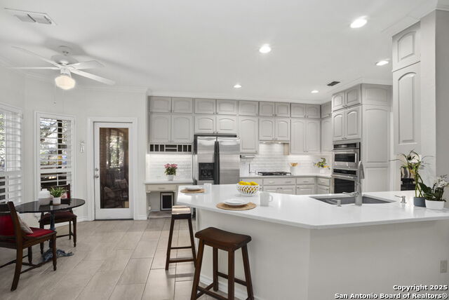 Image 12 of 50 For 16222 Robinwood Ln