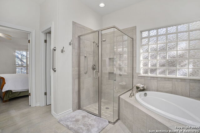 Image 23 of 50 For 16222 Robinwood Ln