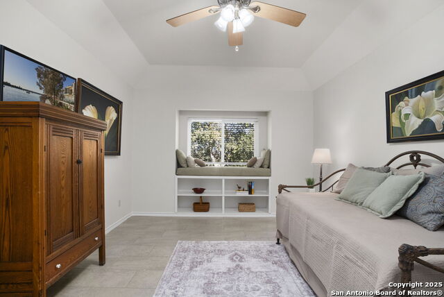 Image 31 of 50 For 16222 Robinwood Ln