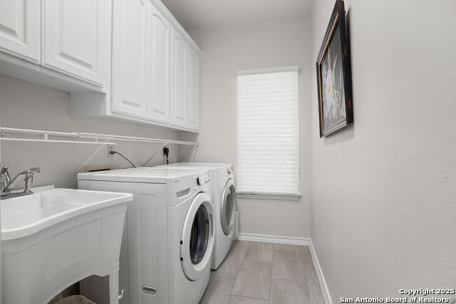 Image 34 of 50 For 16222 Robinwood Ln