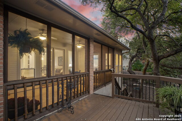 Image 38 of 50 For 16222 Robinwood Ln