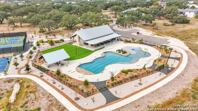 Image 5 of 13 For 925 Annabelle Ave