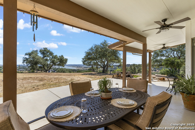 Listing photo id 10 for 490 Muse  