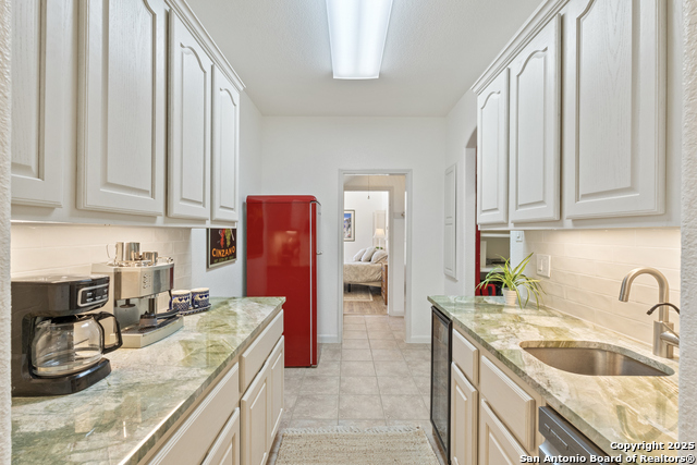 Listing photo id 20 for 490 Muse  