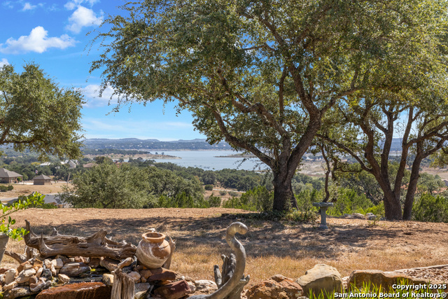 Listing photo id 1 for 490 Muse  