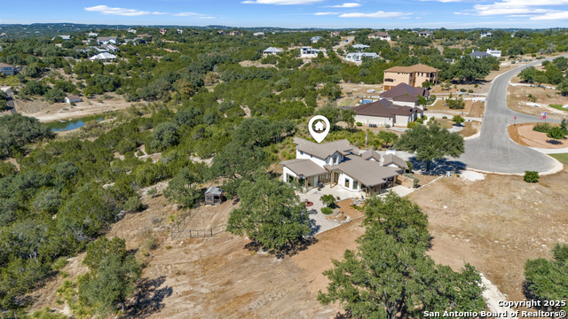 Listing photo id 54 for 490 Muse  