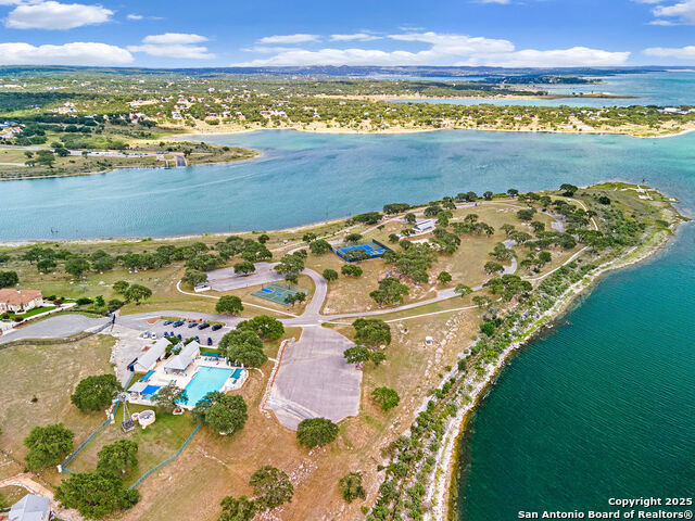 Listing photo id 67 for 490 Muse  