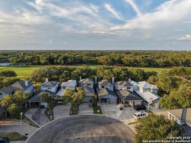 Image 30 of 34 For 115 Lee Circle