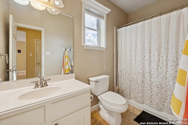 Image 23 of 47 For 23503 Enchanted View