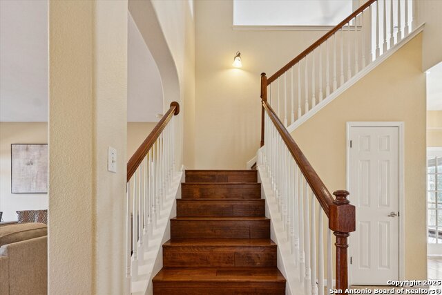 Image 25 of 47 For 23503 Enchanted View