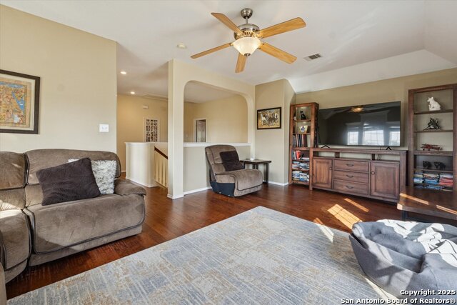 Image 29 of 47 For 23503 Enchanted View