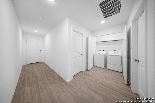 Image 2 of 21 For 5424 Thyme Corner