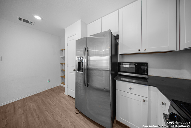 Image 6 of 21 For 5424 Thyme Corner