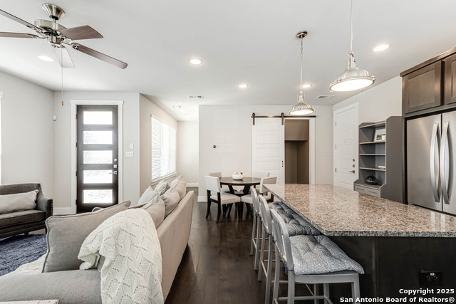 Image 14 of 36 For 211 Claremont Avenue #101 101