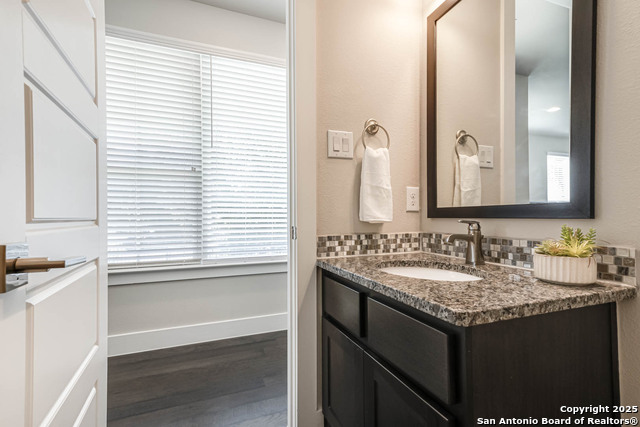 Image 15 of 36 For 211 Claremont Avenue #101 101