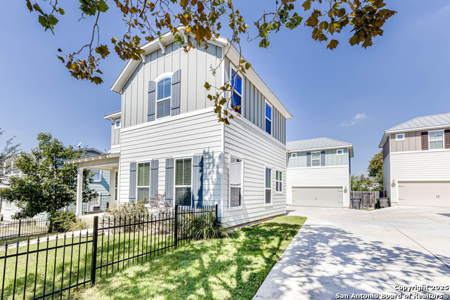 Image 33 of 36 For 211 Claremont Avenue #101 101