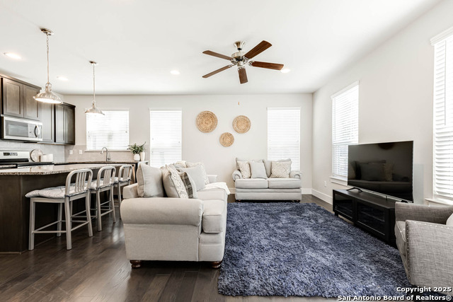 Image 4 of 36 For 211 Claremont Avenue #101 101