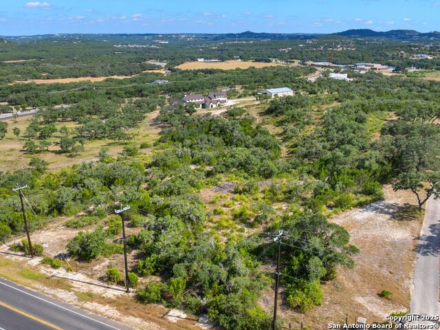 Listing photo id 10 for 27016 Toutant Beauregard
