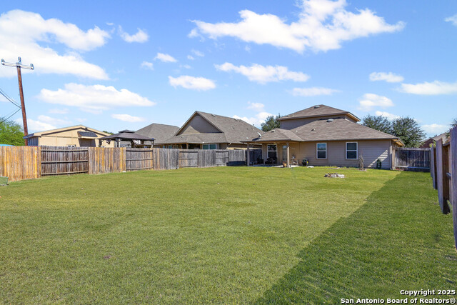 Listing photo id 25 for 6719 Pleasant Bay