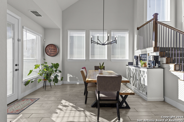Listing photo id 10 for 22924 Grande Vista