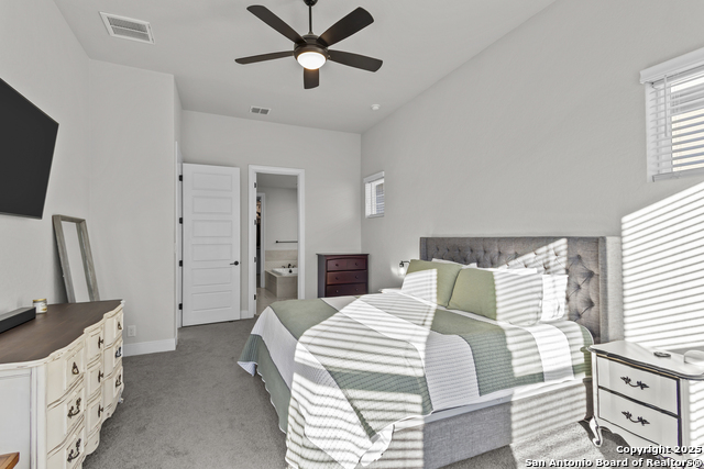 Listing photo id 17 for 22924 Grande Vista