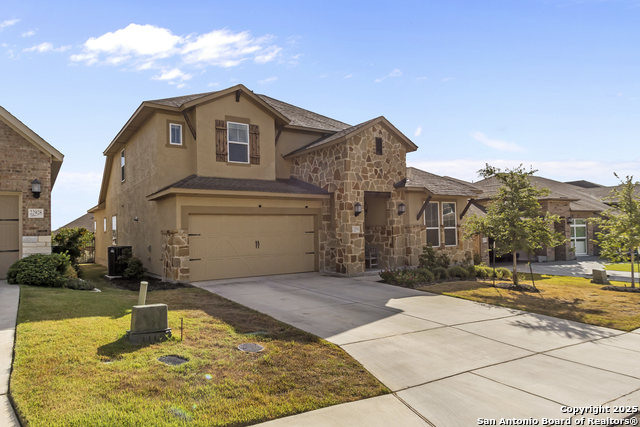 Listing photo id 0 for 22924 Grande Vista