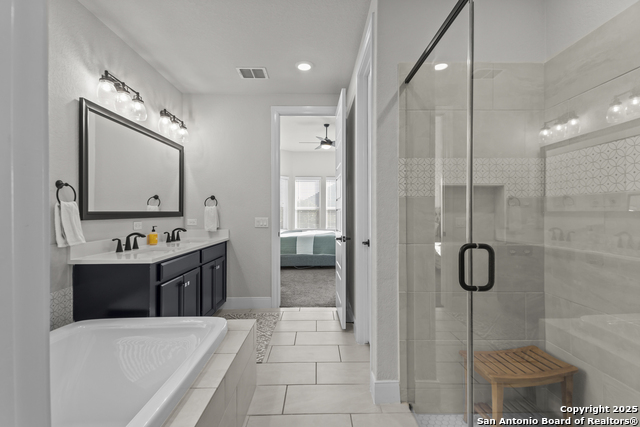 Listing photo id 21 for 22924 Grande Vista