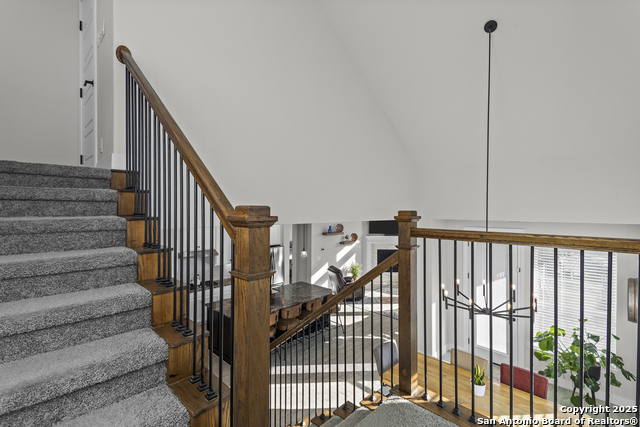 Listing photo id 28 for 22924 Grande Vista