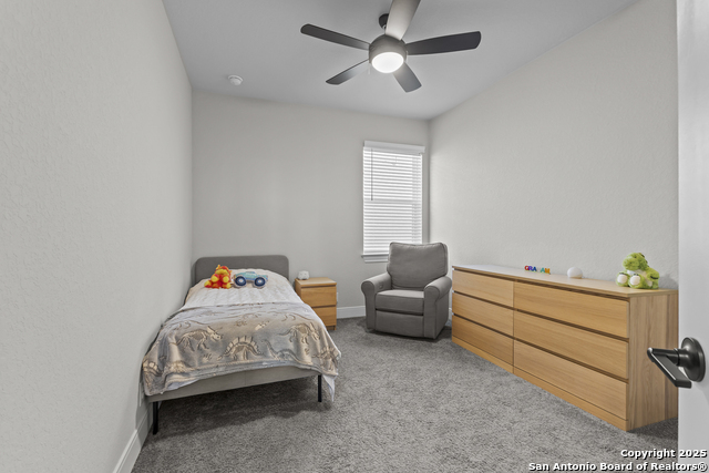 Listing photo id 33 for 22924 Grande Vista