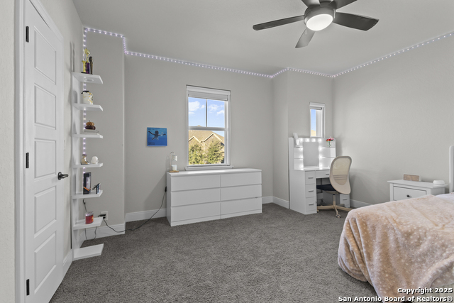 Listing photo id 34 for 22924 Grande Vista